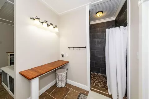 Bath - 611 Wichita Ave, Devol, OK 73531 photo 2 of 6