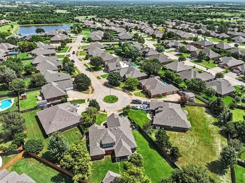 425 Summit Way, Norman, OK 73071 photo 42