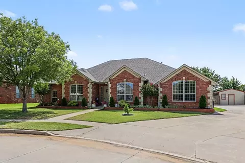 425 Summit Way, Norman, OK 73071 photo 2