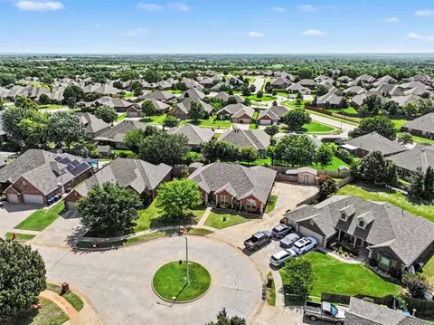 425 Summit Way, Norman, OK 73071 photo 43