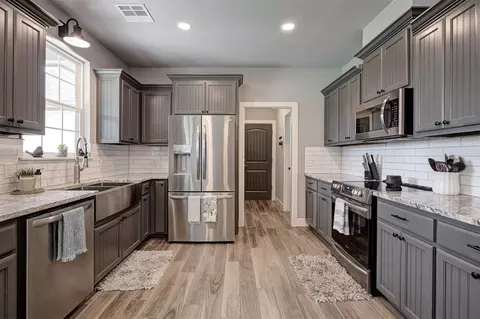 Kitchen - 22575 Ranch Rd, Purcell, OK 73080 photo 2 of 6