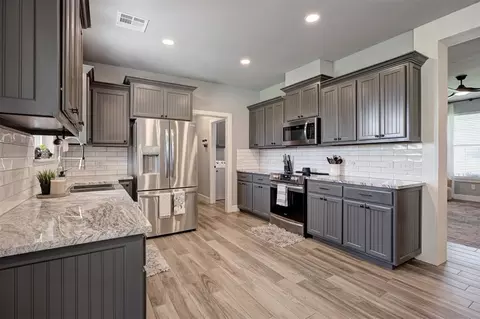 Kitchen - 22575 Ranch Rd, Purcell, OK 73080 photo 1 of 6