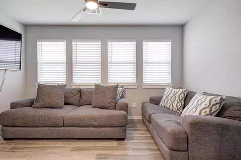 Living - 22575 Ranch Rd, Purcell, OK 73080 photo 3 of 3