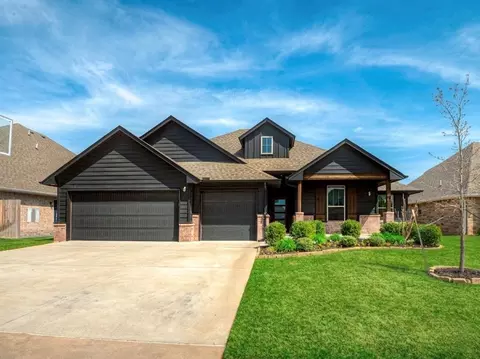 800 Chisholm Trails Dr, Yukon, OK 73099