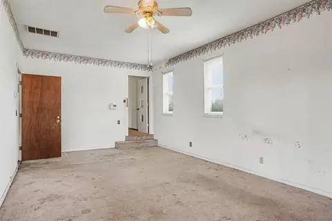 Bedroom - 116 N Poplar Ave, Erick, OK 73645 photo 6 of 7
