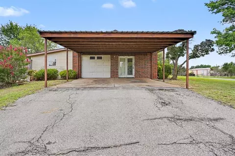 Other - 116 N Poplar Ave, Erick, OK 73645 photo 1 of 8