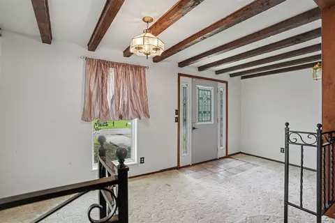 Entry Way - 116 N Poplar Ave, Erick, OK 73645 photo 1 of 1