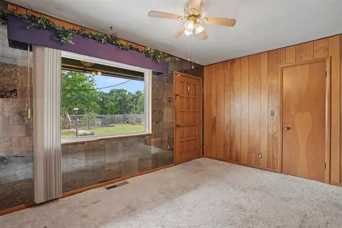 Living - 116 N Poplar Ave, Erick, OK 73645 photo 6 of 6