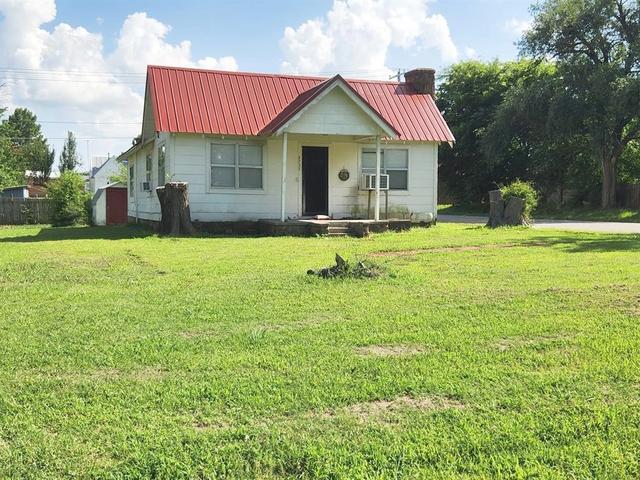 1731 Frank Lynn Ave, Seminole, OK 74868