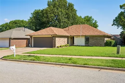 1909 Fountain Vw, Edmond, OK 73013