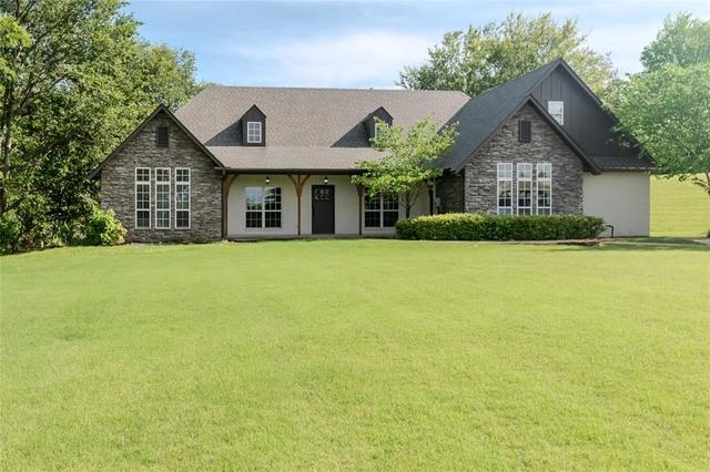 9800 E 510 Rd, Claremore, OK 74019