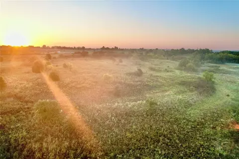 0002 N Peebly Rd, Harrah, OK 73045 photo 8