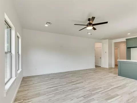 1925 E Springer Ave, Guthrie, OK 73044 photo 10