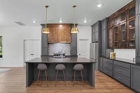 Kitchen - 13075 Broken Arrow, Arcadia, OK 73007 photo 3 of 5