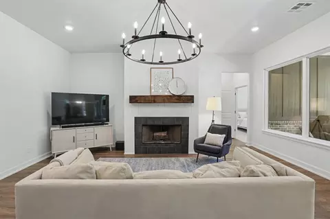 Living - 13075 Broken Arrow, Arcadia, OK 73007 photo 2 of 4