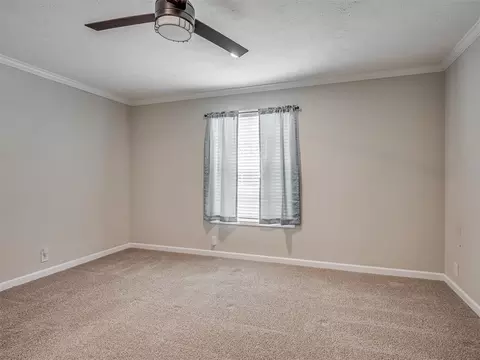 Bedroom - 35010 Ew Ew 1290 Rd, Maud, OK 74854 photo 4 of 10