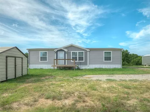 Exterior - 35010 Ew Ew 1290 Rd, Maud, OK 74854 photo 1 of 6