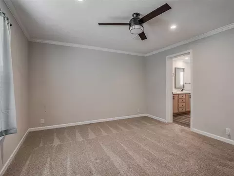 Bedroom - 35010 Ew Ew 1290 Rd, Maud, OK 74854 photo 2 of 10