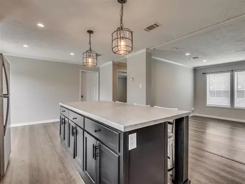 Kitchen - 35010 Ew Ew 1290 Rd, Maud, OK 74854 photo 6 of 8