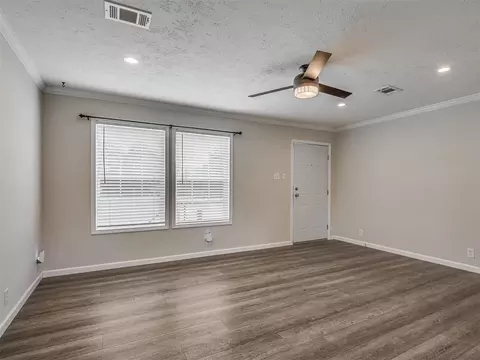 Living - 35010 Ew Ew 1290 Rd, Maud, OK 74854 photo 1 of 4