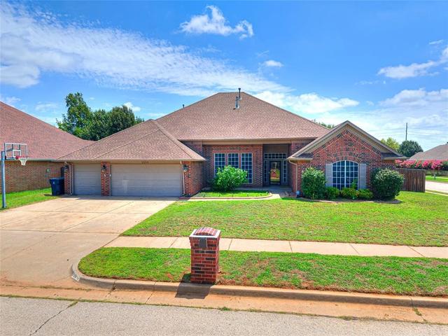 2524 Kingsley Ln, Oklahoma City, OK 73128