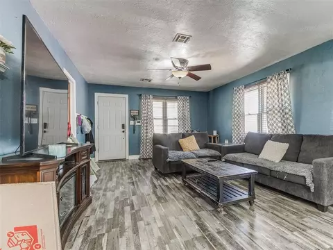 Other - 515 W Oklahoma St, Mcloud, OK 74851 photo 4 of 5