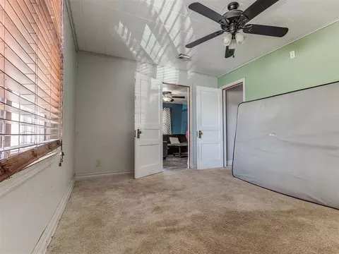 Bedroom - 515 W Oklahoma St, Mcloud, OK 74851 photo 4 of 9