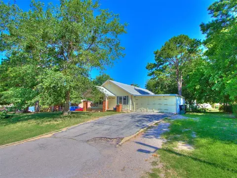 Exterior - 515 W Oklahoma St, Mcloud, OK 74851 photo 4 of 11