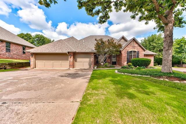 14409 Oxford Dr, Edmond, OK 73013