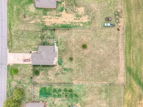 View/Area - 1112 Ella Dr, Tuttle, OK 73089 photo 4 of 6