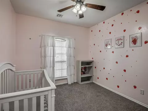 Bedroom - 1112 Ella Dr, Tuttle, OK 73089 photo 5 of 6