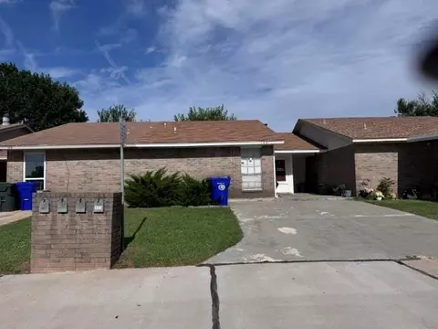 109 Kendra Dr, Midwest City, OK 73110