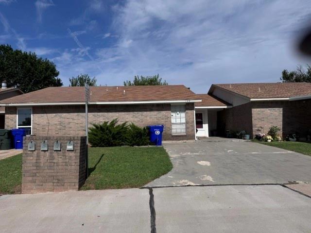 109 Kendra Dr, Midwest City, OK 73110