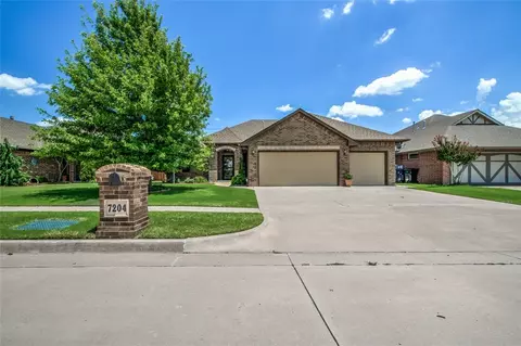 7204 Stinchcomb Dr, Oklahoma City, OK 73132