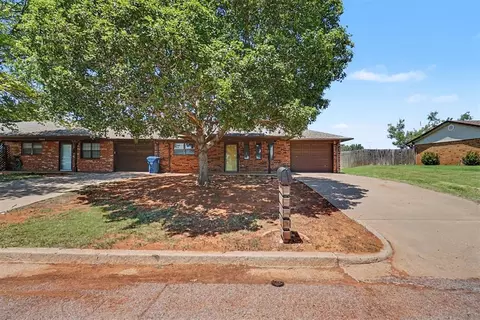 1402 Partridge Ln, Cordell, OK 73632