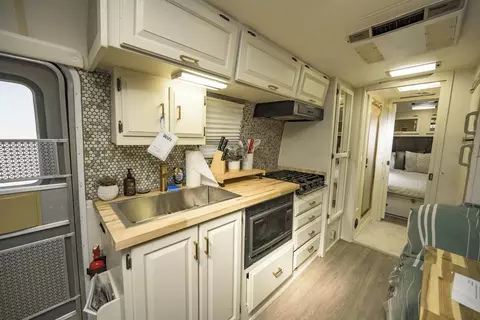 Kitchen - 2475 Belpine Loop, Broken Bow, OK 74728 photo 4 of 9