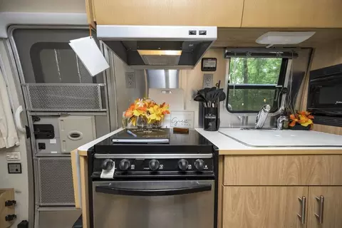 Kitchen - 2475 Belpine Loop, Broken Bow, OK 74728 photo 6 of 9