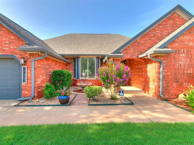 2716 NW 158th St, Edmond, OK 73013