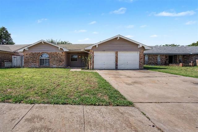 2340 SW 90th St, Oklahoma City, OK 73159
