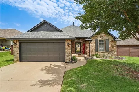 9109 NW 90th Cir, Yukon, OK 73099