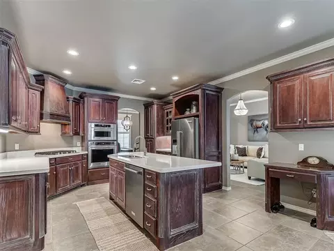 205 Alyssa Ln, Moore, OK 73160 photo 10