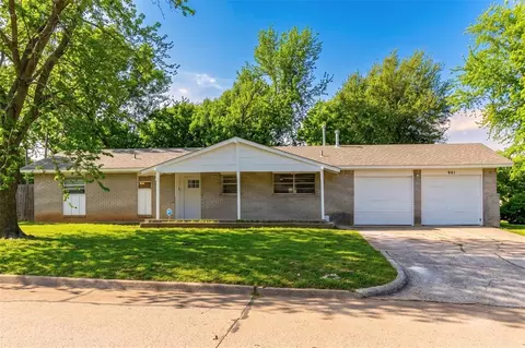 901 Shalimar Dr, Oklahoma City, OK 73115