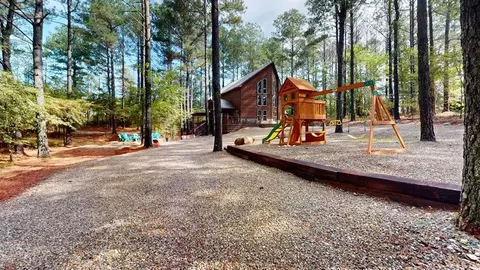 48 Olive Branch Rd, Broken Bow, OK 74728