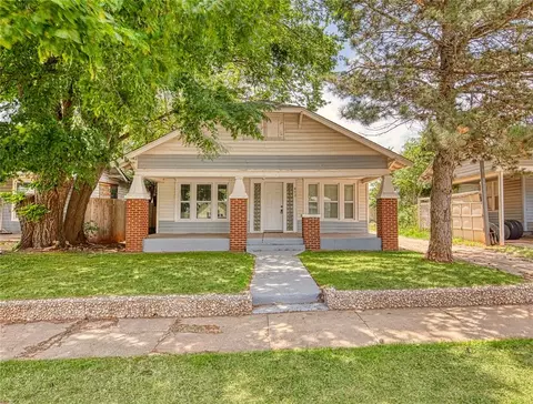 612 W 6th St, Elk City, OK 73644