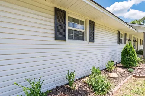 Exterior - 19307 Malone Rd, Tecumseh, OK 74873 photo 4 of 10