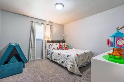 Bedroom - 19307 Malone Rd, Tecumseh, OK 74873 photo 1 of 5