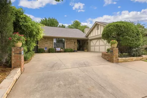 3233 Raintree Rd, Oklahoma City, OK 73120