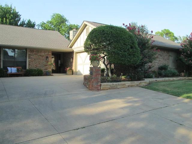 3233 Raintree Rd, Oklahoma City, OK 73120