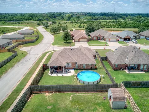View/Area - 3840 Pachem Ave, Harrah, OK 73045 photo 4 of 9