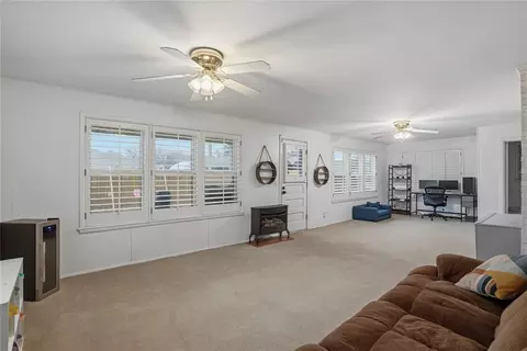 213 S Mockingbird Dr, Altus, OK 73521 photo 18